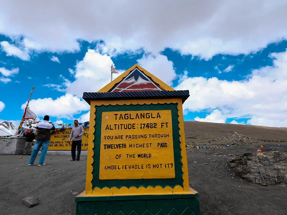 Tanglang La Pass